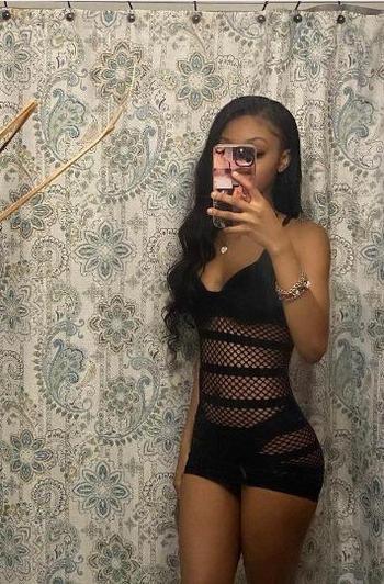 7733402963, transgender escort, Chicago